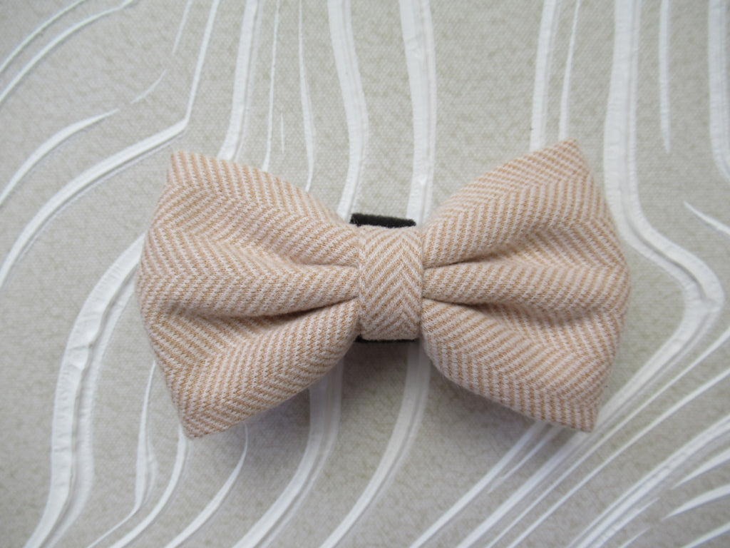 Sand Dreams Bow Tie